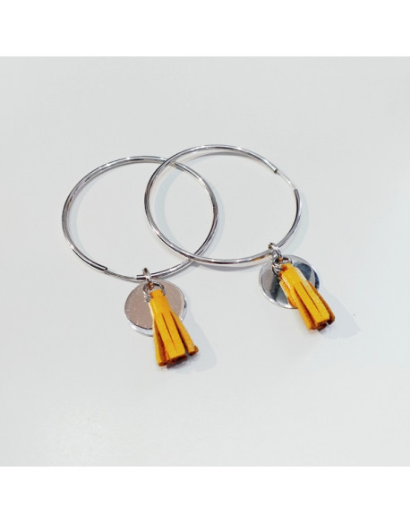 Créoles argent avec médaille et pompon