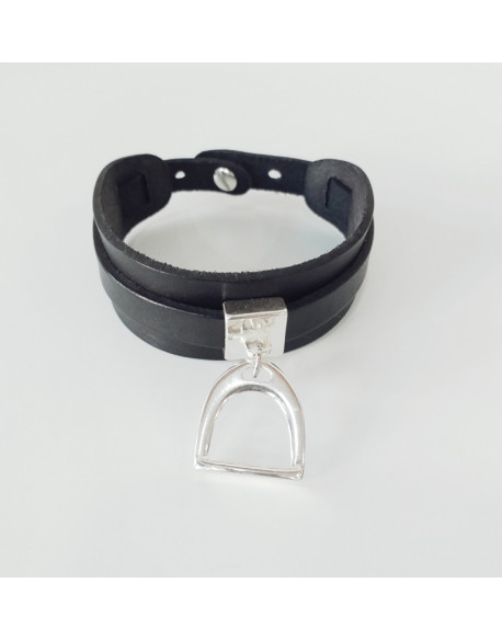 Bracelet large cuir avec étrier