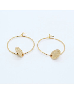 MINI CREOLES DOREES MEDAILLE MARTELEE PENELOPE